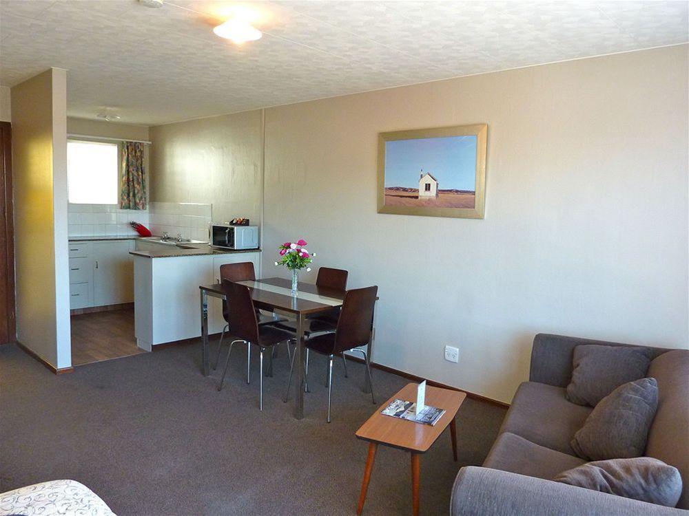 Anchor Motel & Timaru Backpackers