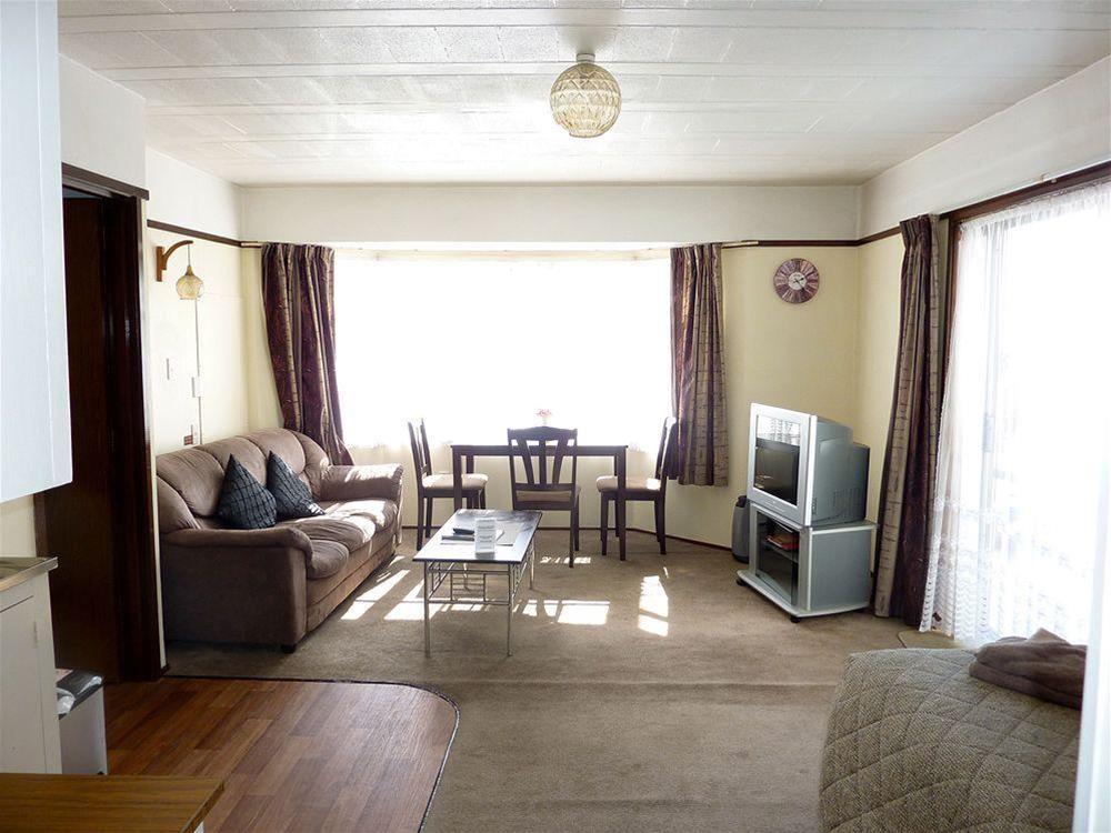 Anchor Motel & Timaru Backpackers