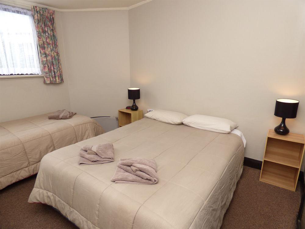 Anchor Motel & Timaru Backpackers