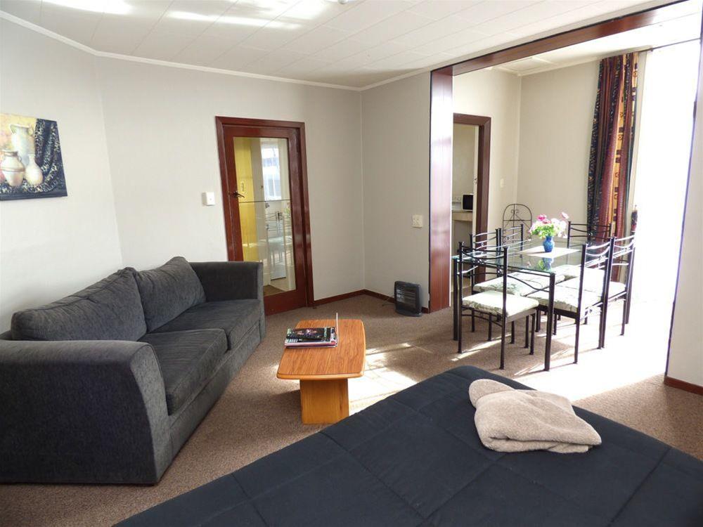 Anchor Motel & Timaru Backpackers