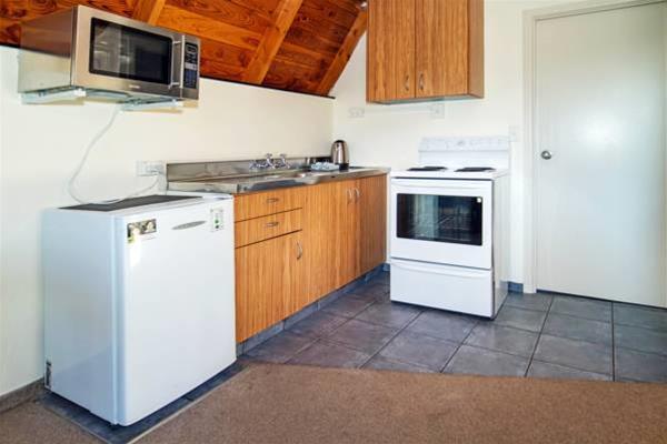 Mountain Chalet Motels