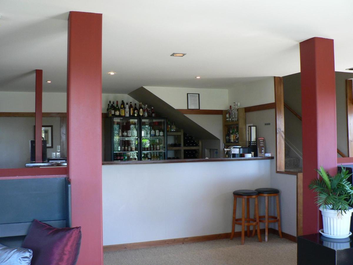Hillside Hotel