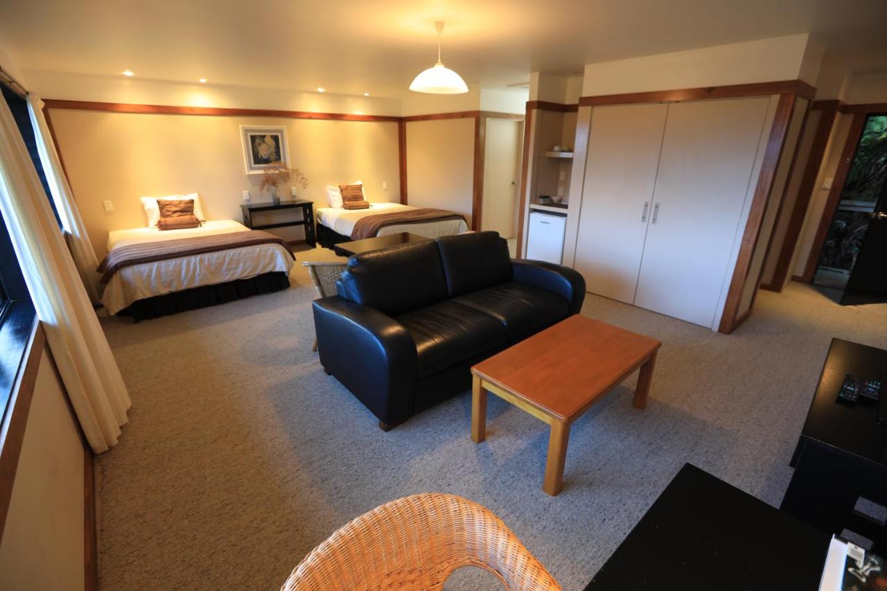 Hillside Hotel