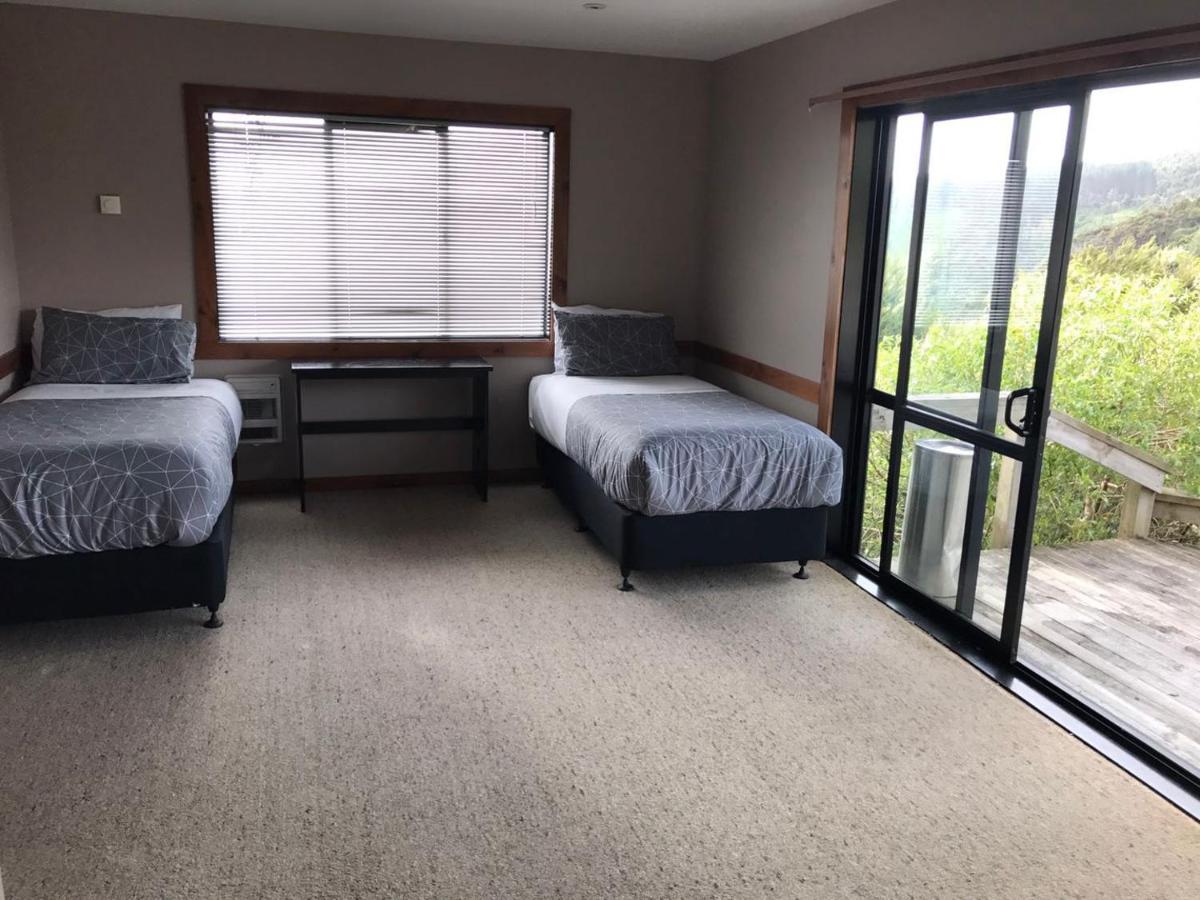 Hillside Hotel