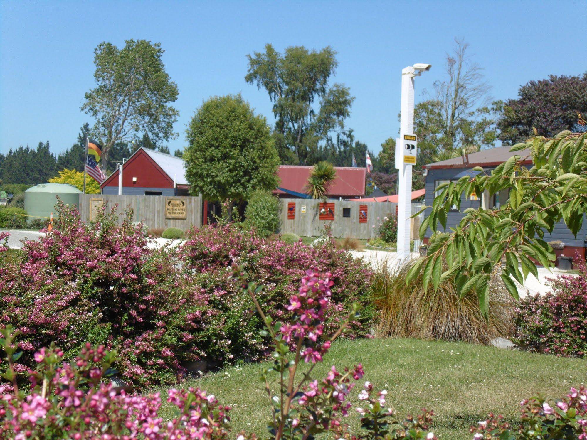 Glenavys Waitaki River Motor Camp - Caravan Park