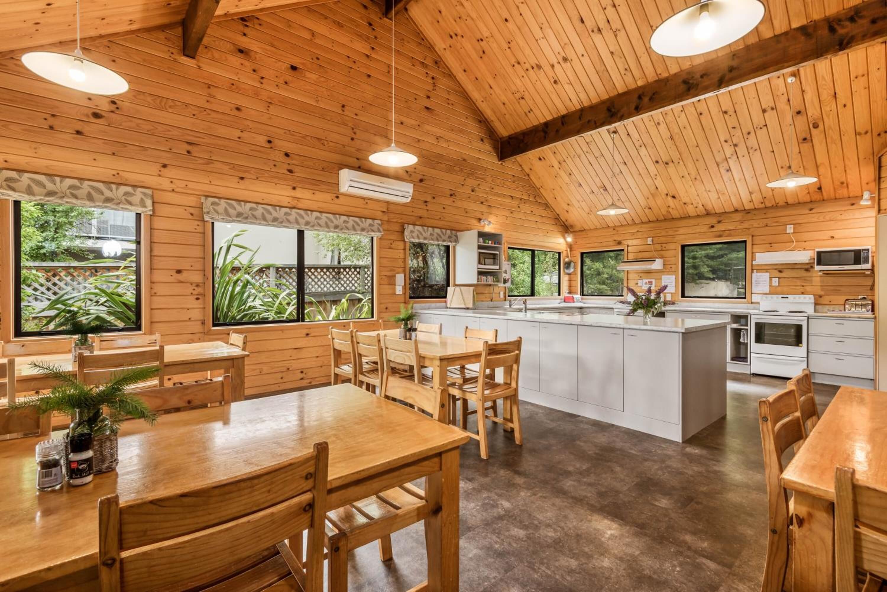 Altamont Lodge