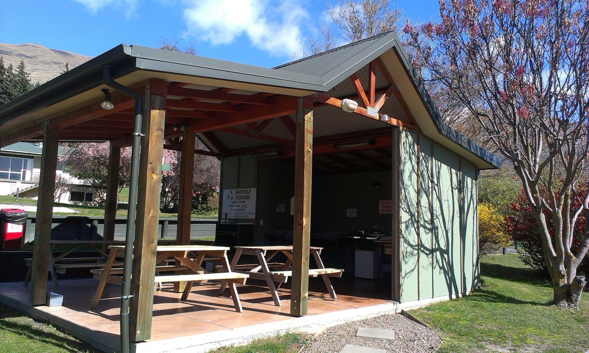 Wanaka Kiwi Holiday Park & Motels