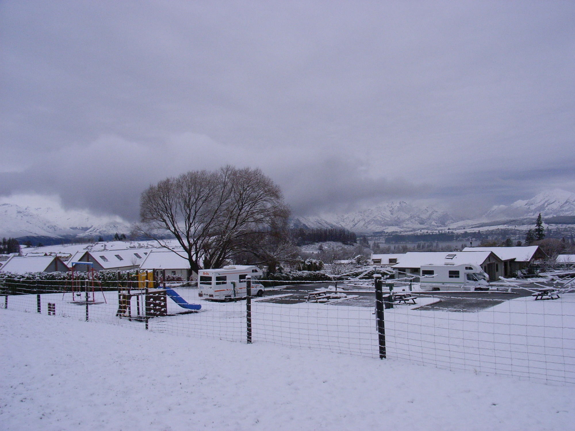 Wanaka Kiwi Holiday Park & Motels