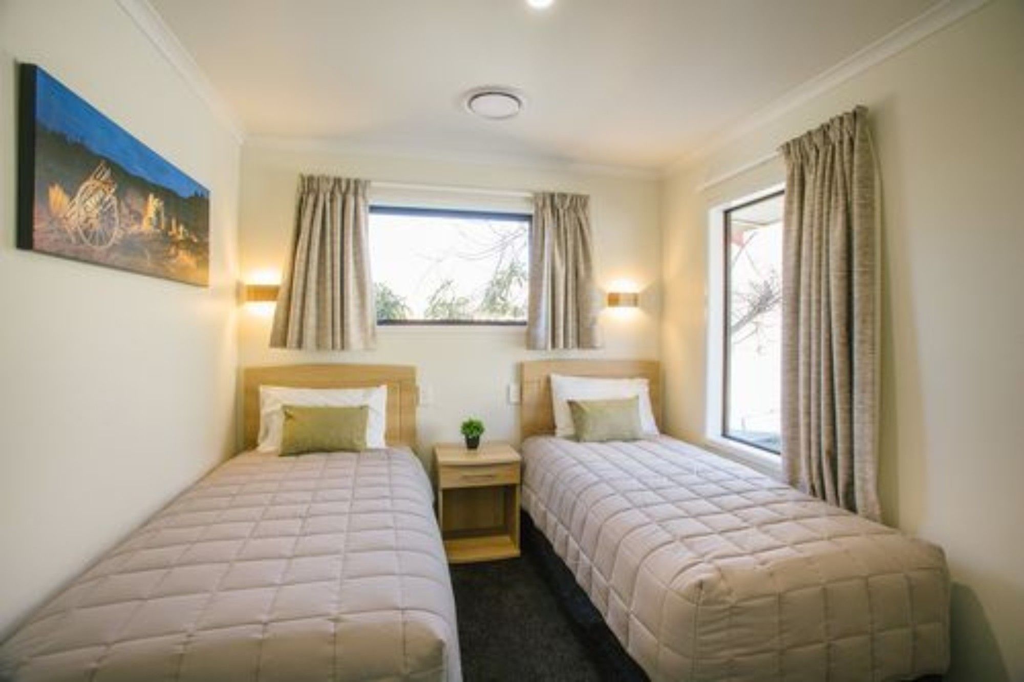 Wanaka Kiwi Holiday Park & Motels
