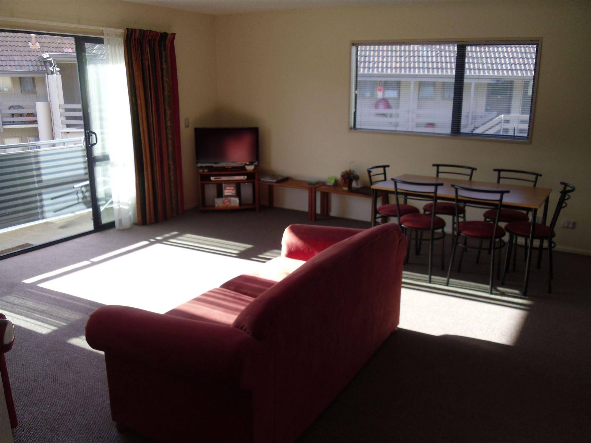 Fairway Motel & Apartments