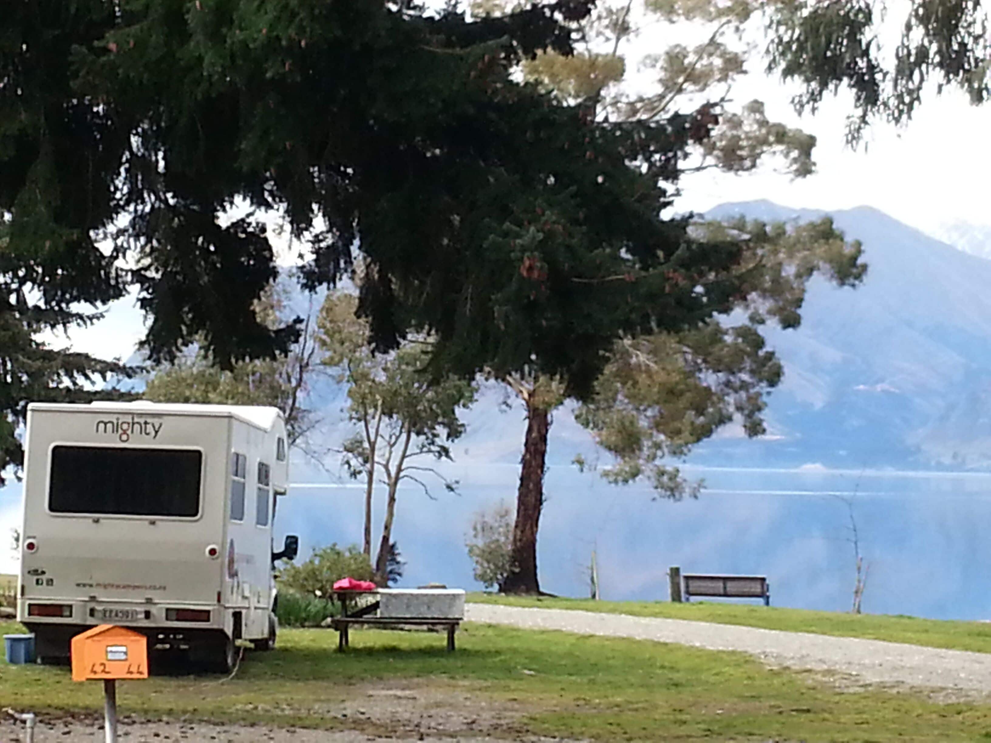 Lake Hawea Holiday Park