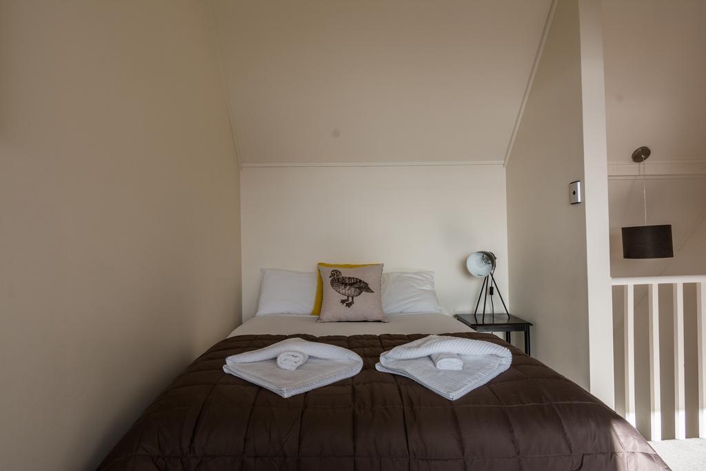 Lake Hawea Hotel