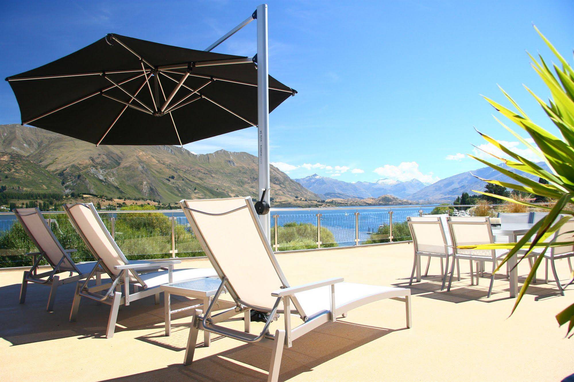 Lakeside Serviced Apartments