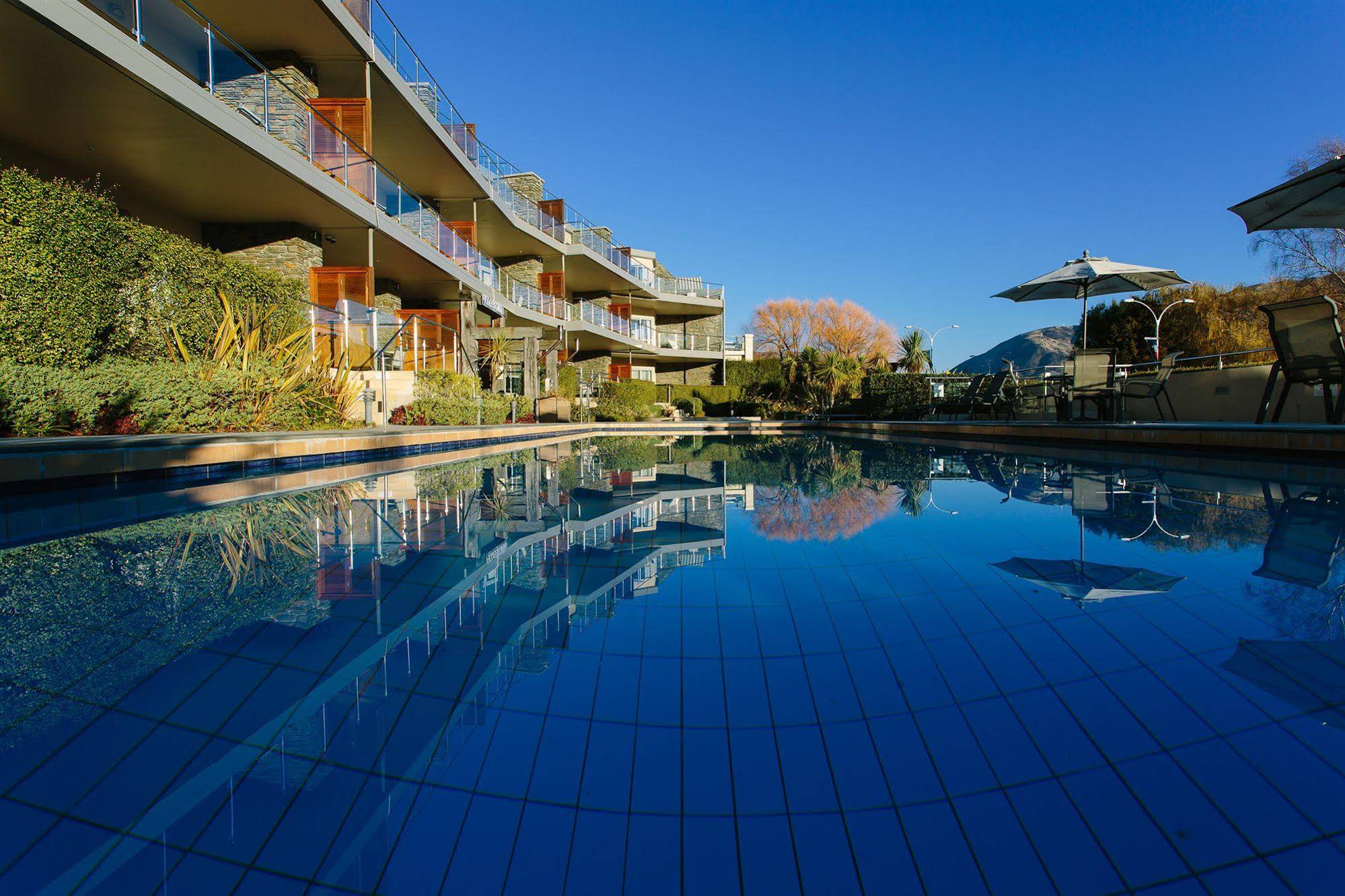 Lakeside Serviced Apartments