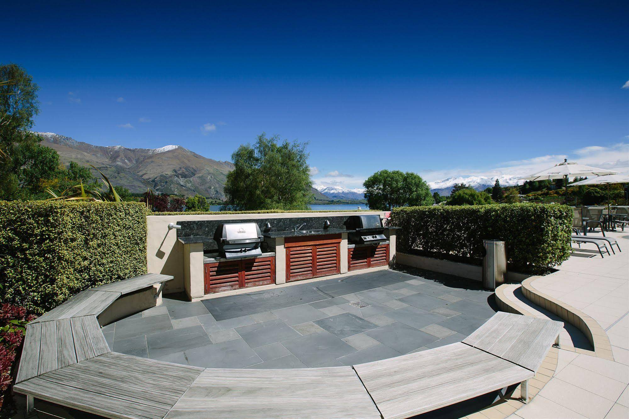 Lakeside Serviced Apartments