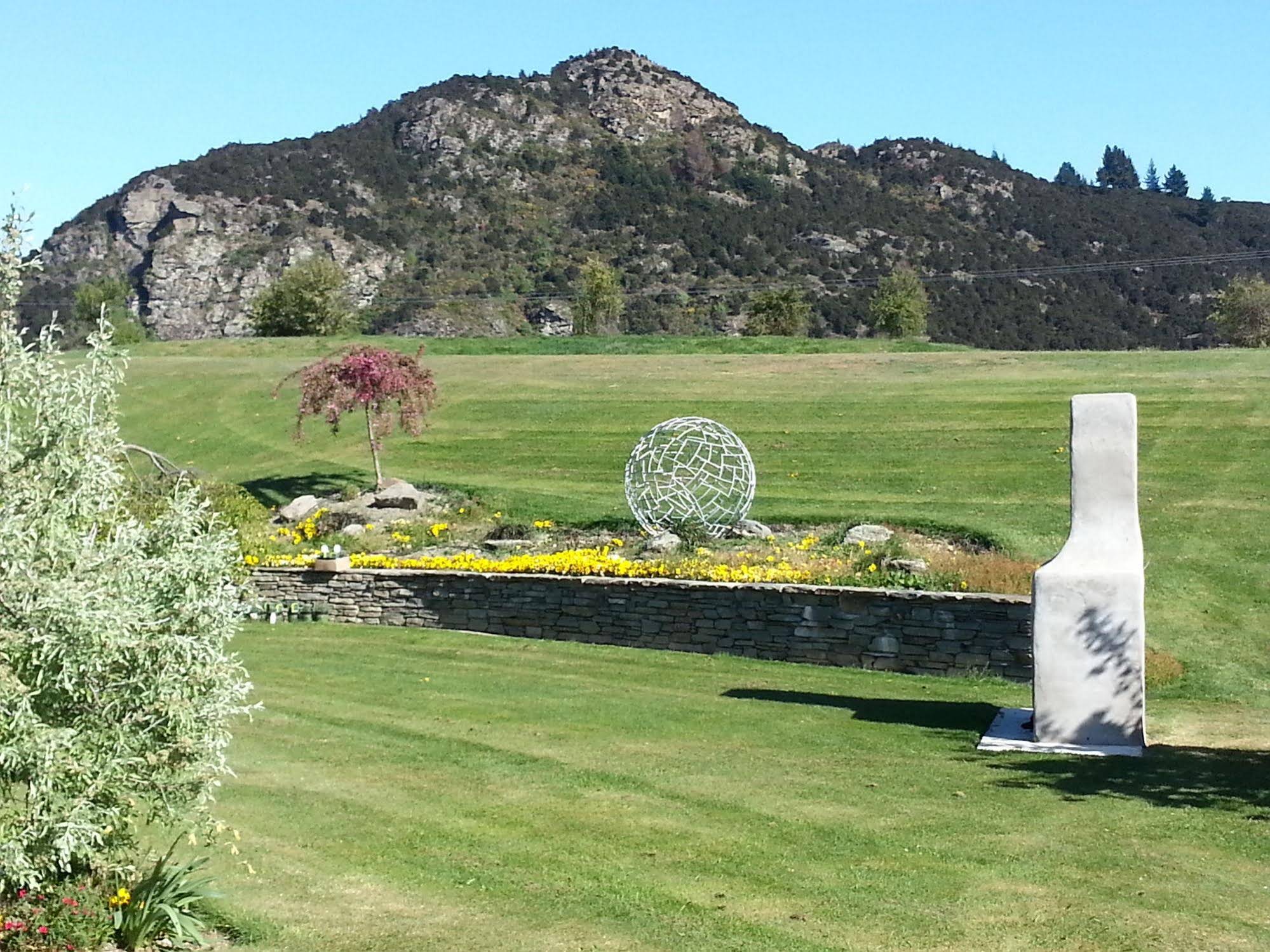 Wanaka Alpine Lodge