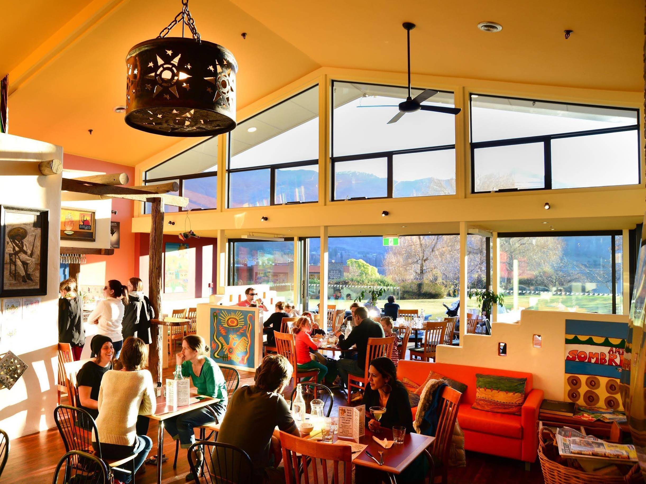 Wanaka Hotel