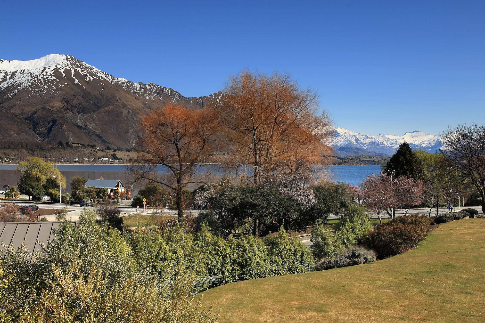 Wanaka Hotel