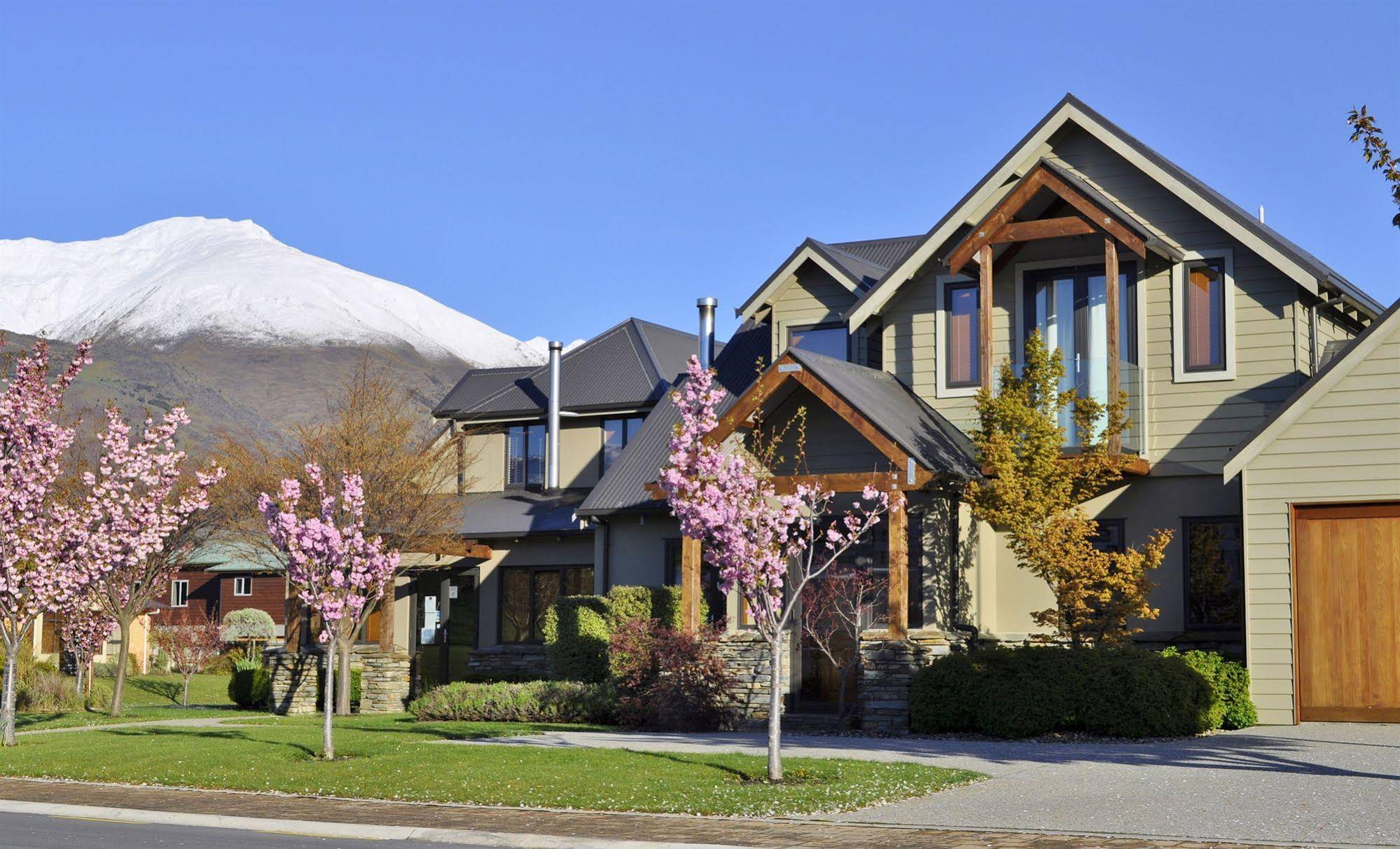 Wanaka Luxury Apartments