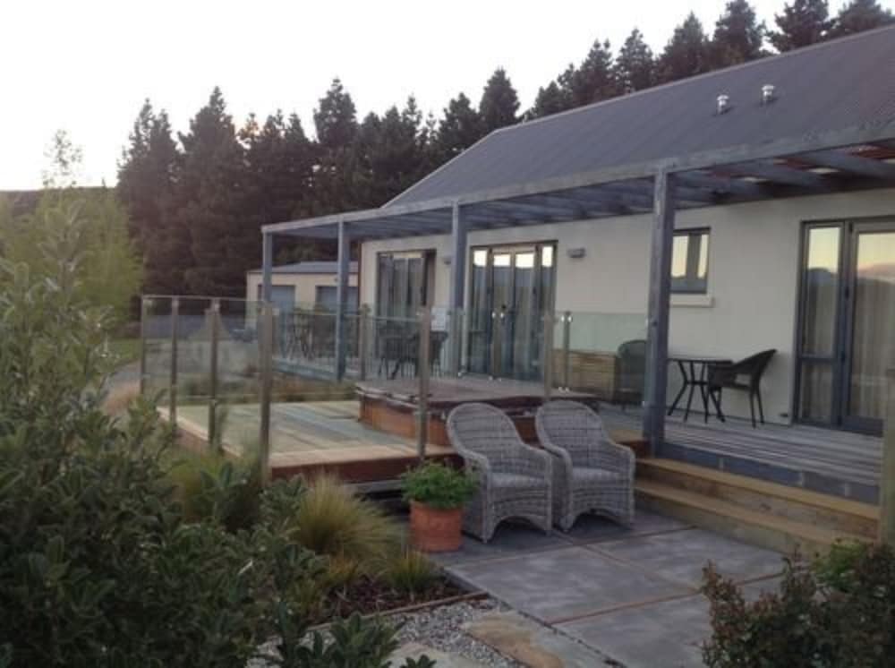 Websters on Wanaka Lodge