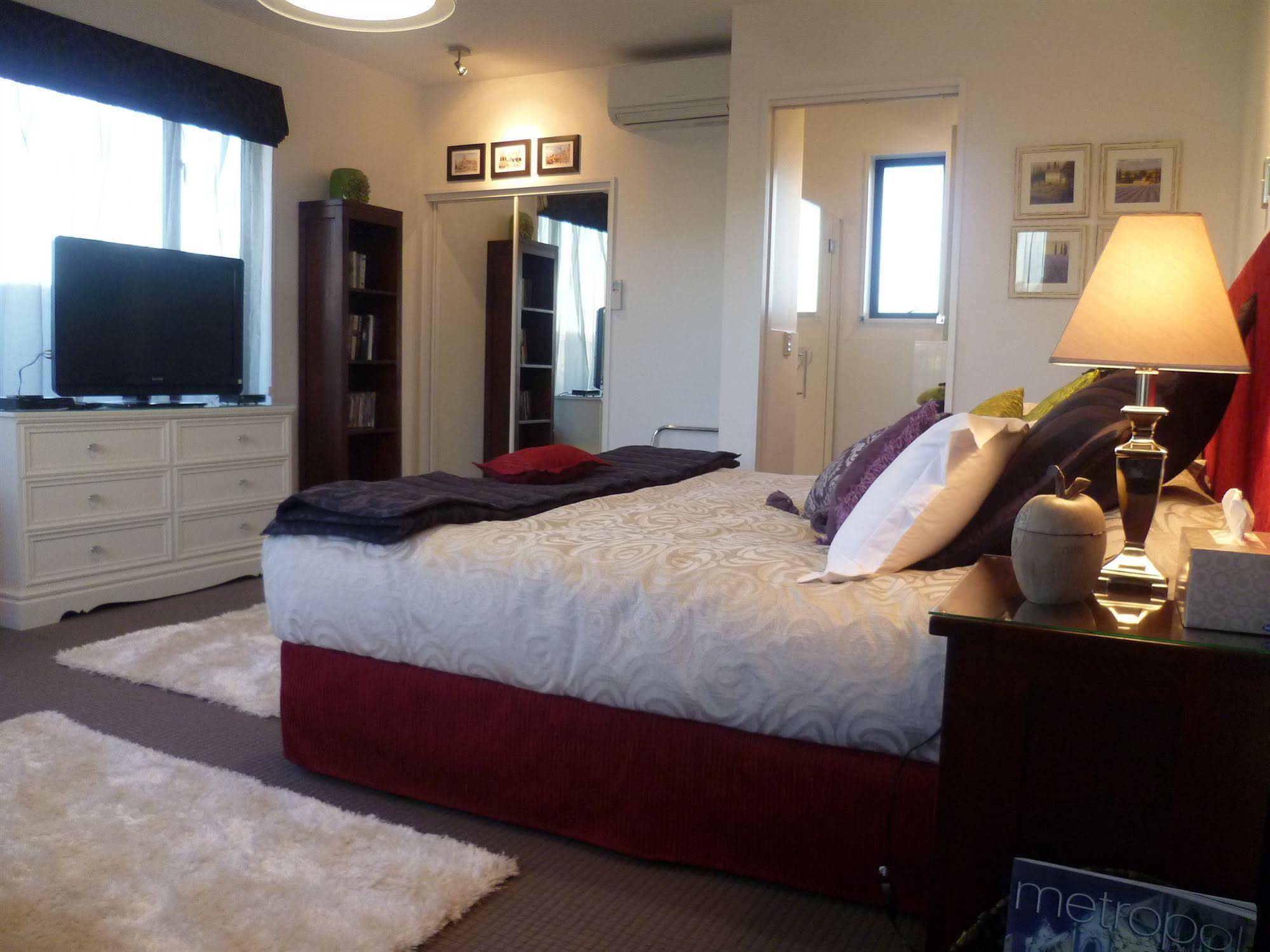 4 Royston Bed & Breakfast