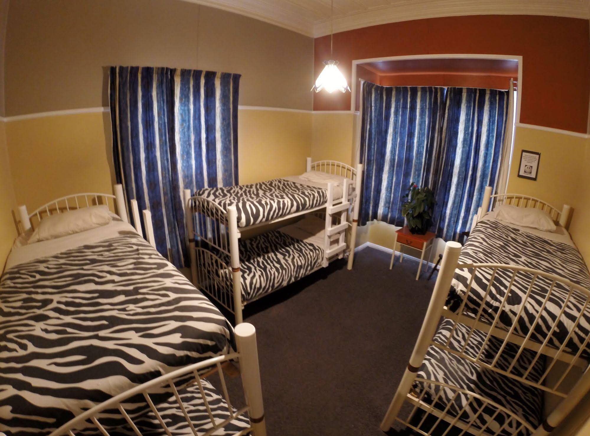 Bazil's Hostel & Surf School