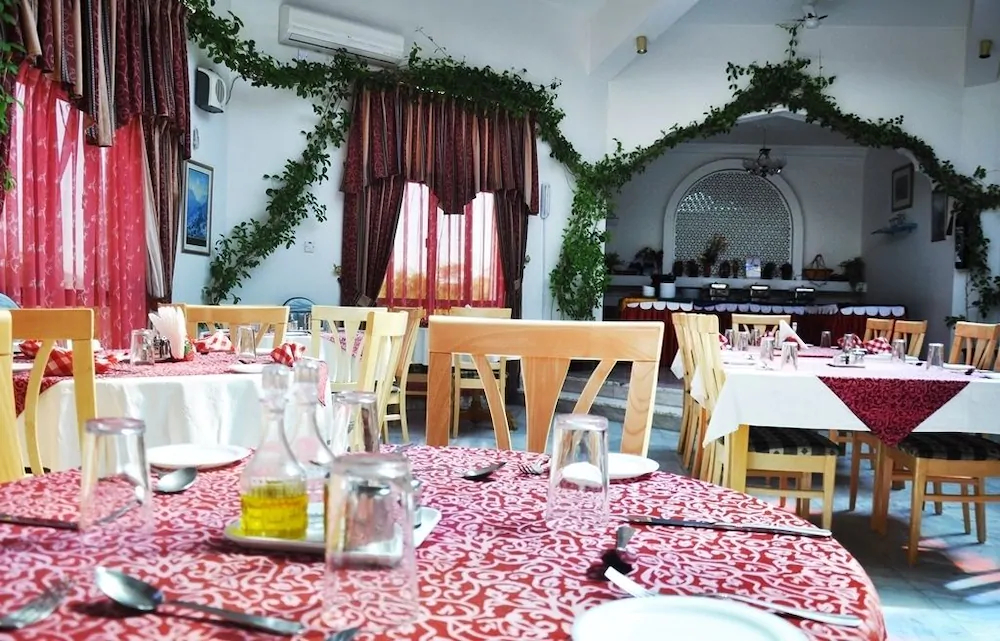 Jabal Akhdhar Hotel