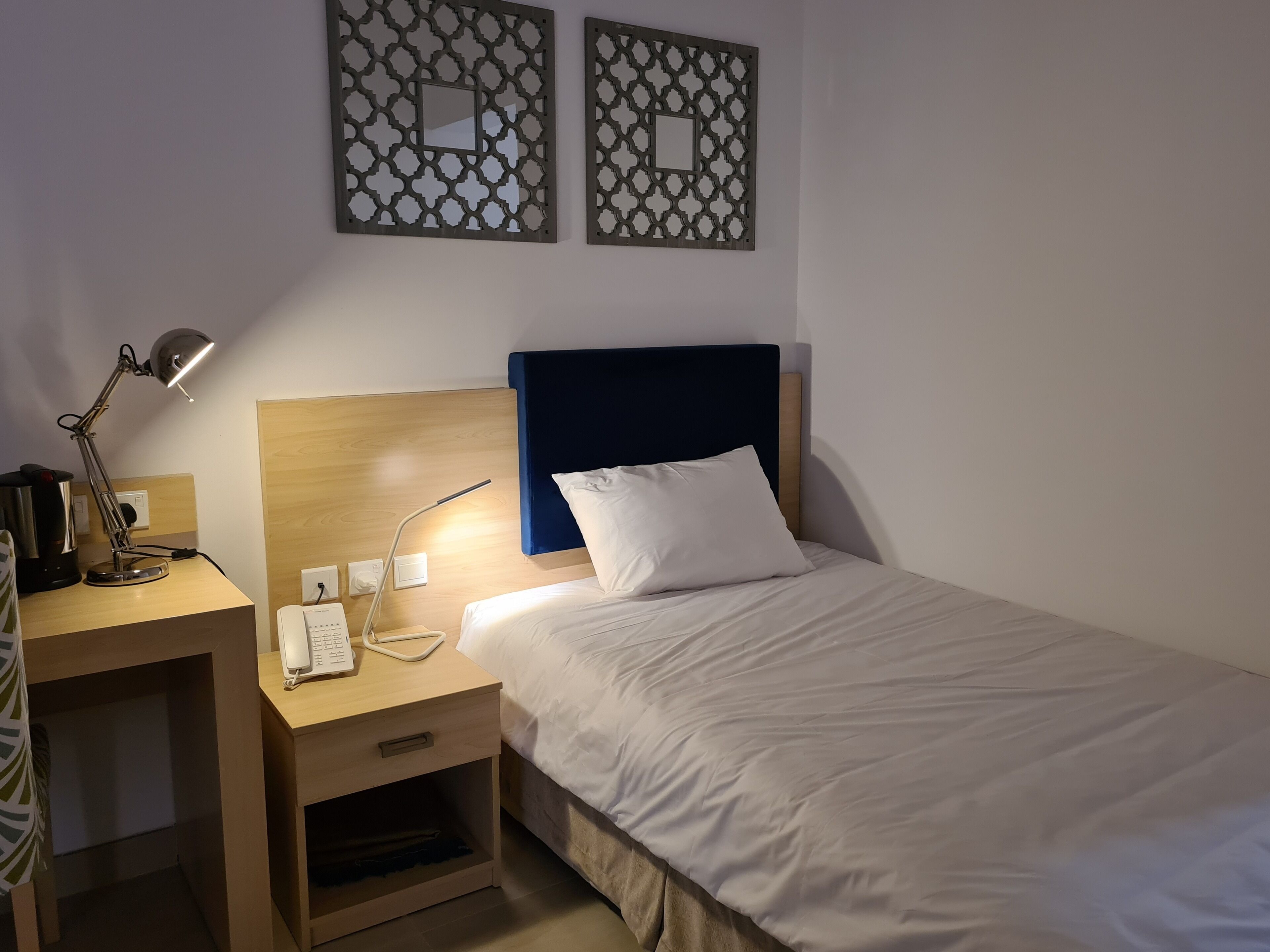 Maydan Tourism Hotel
