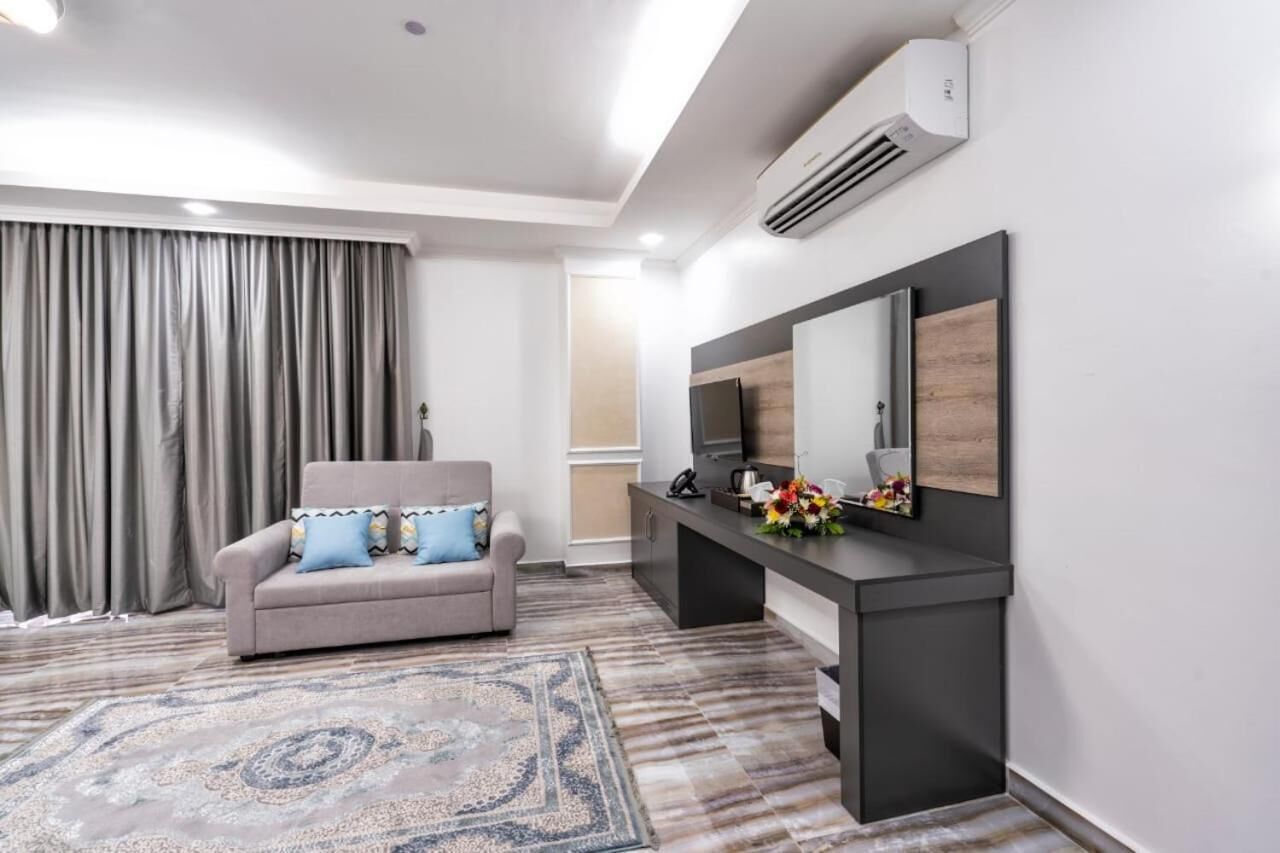 Al Amerat Hotel