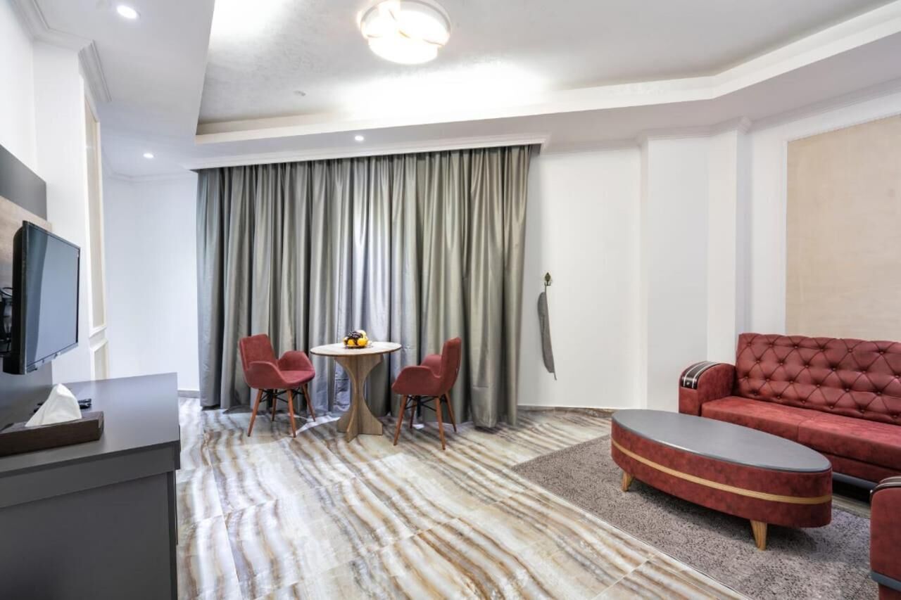 Al Amerat Hotel
