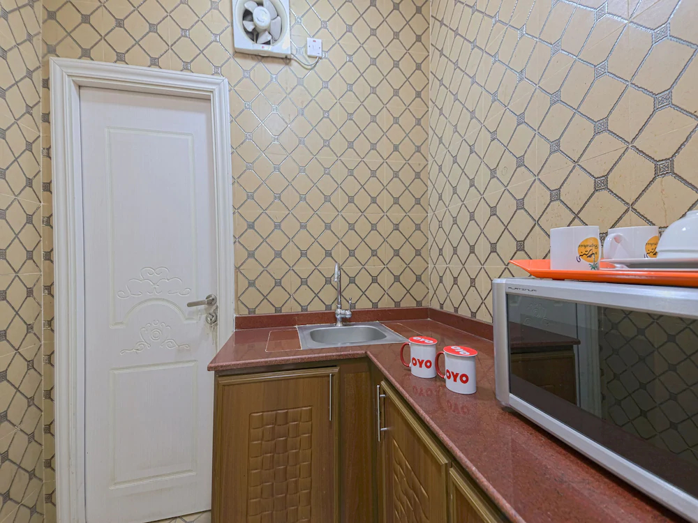 Albayrahaa Hotel by OYO Rooms