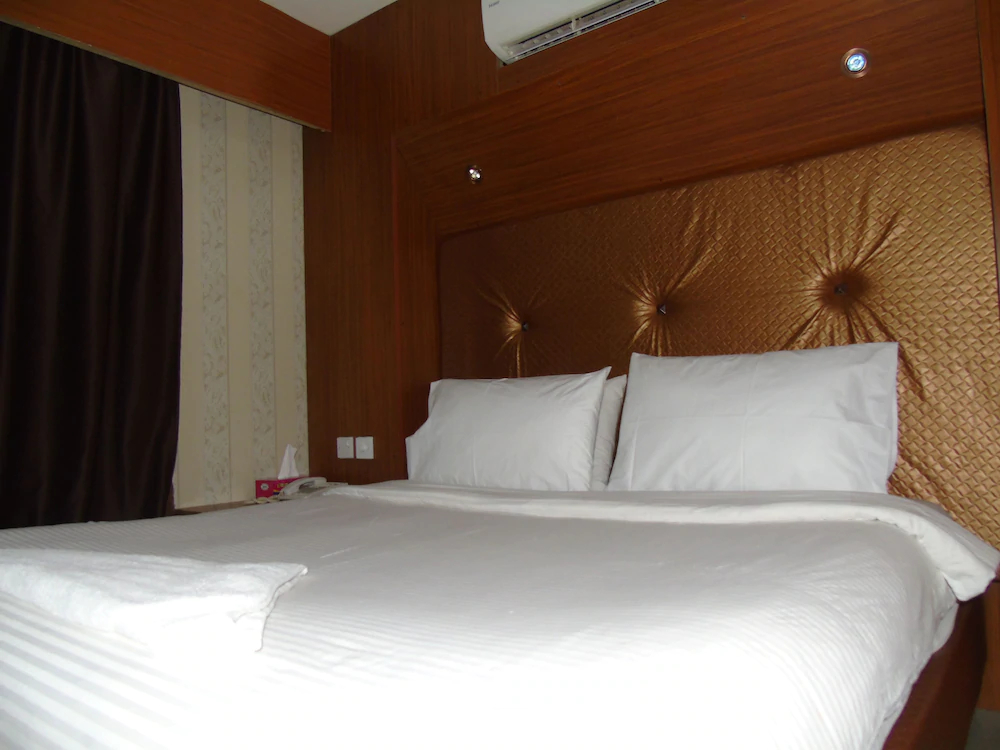 Al Burj International Hotel