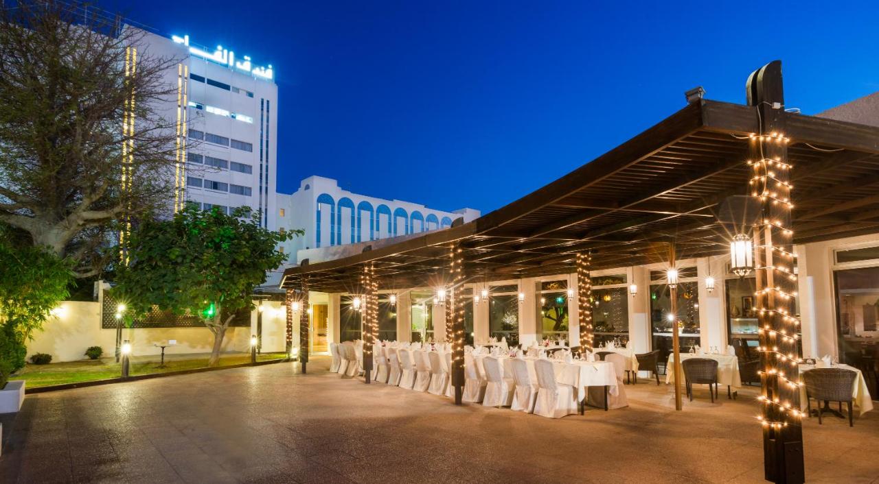 Al Falaj Hotel