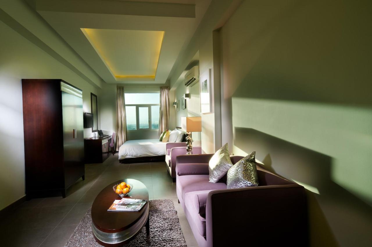 Al Hail Waves Hotel Managed by Centara