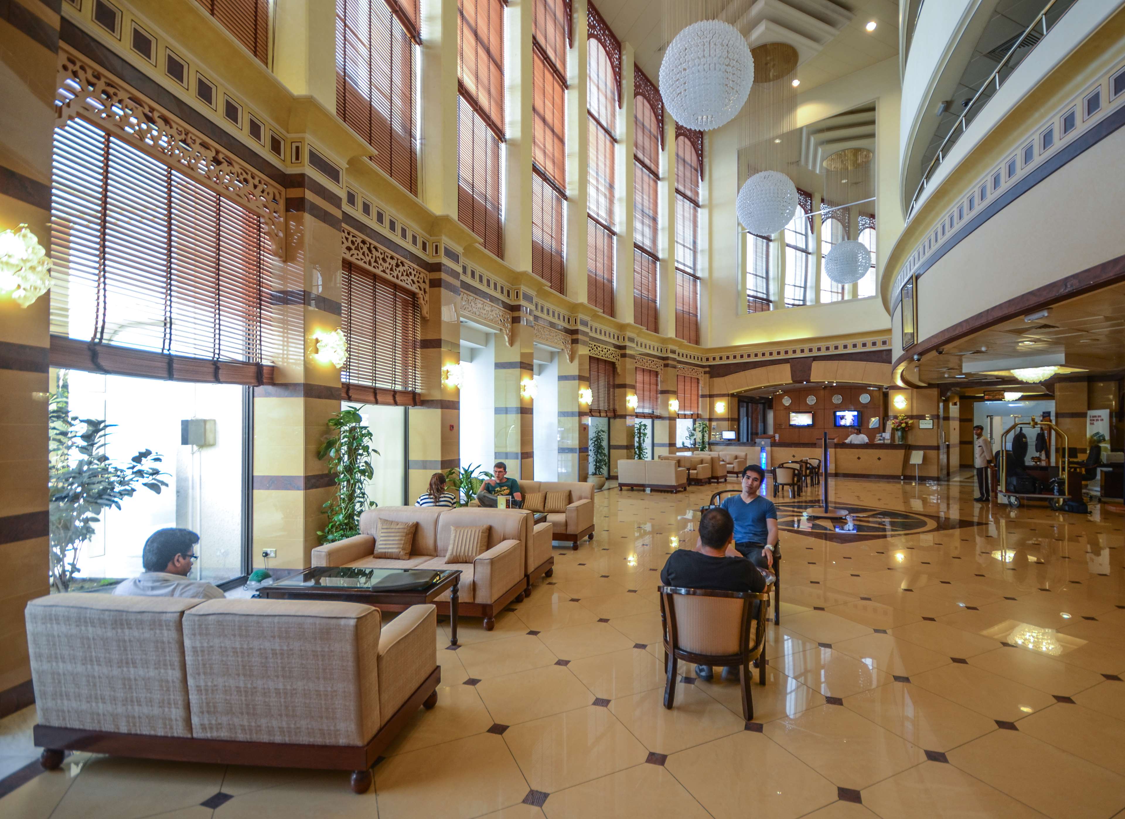 Golden Tulip Seeb Hotel