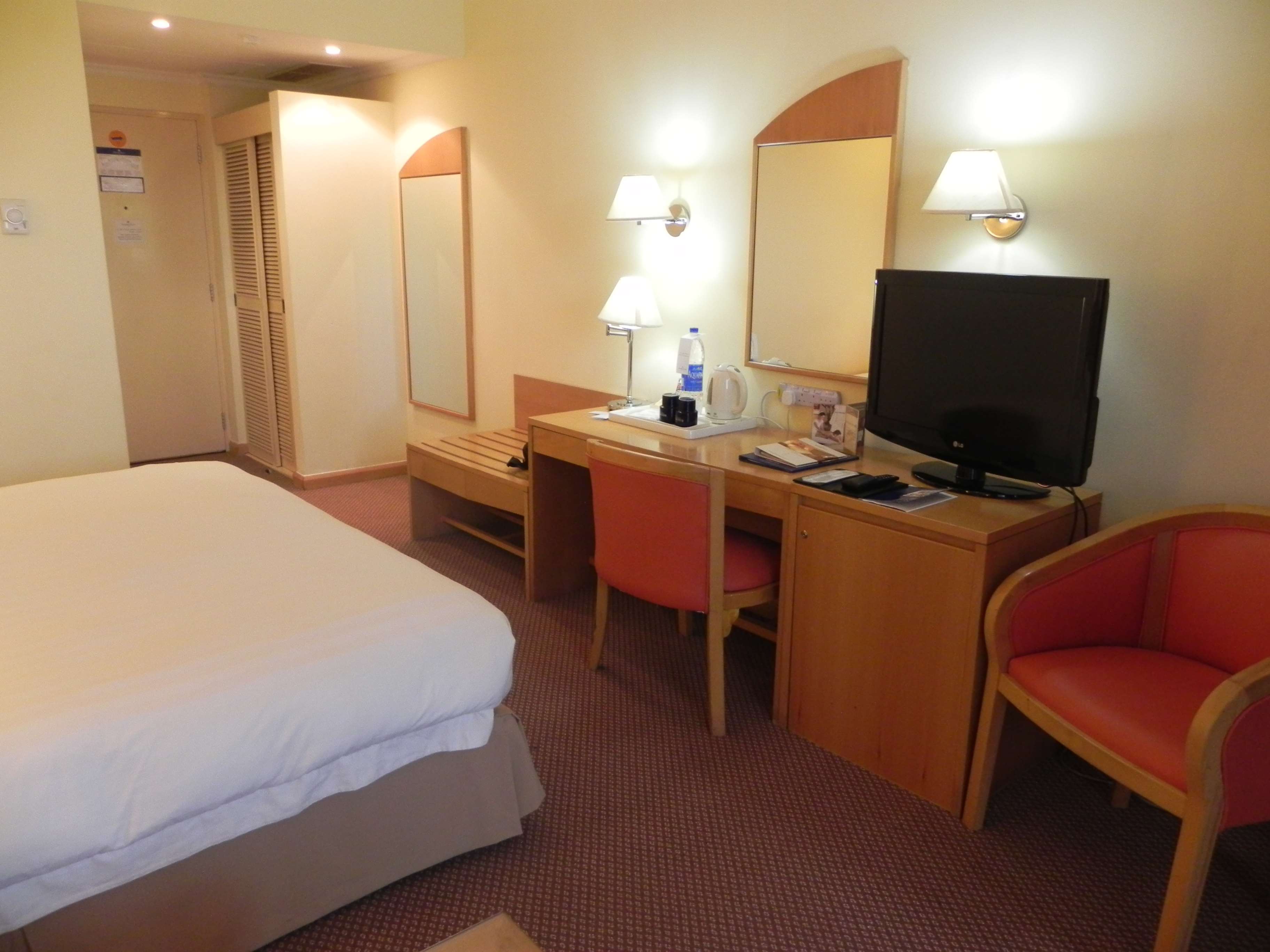 Golden Tulip Seeb Hotel