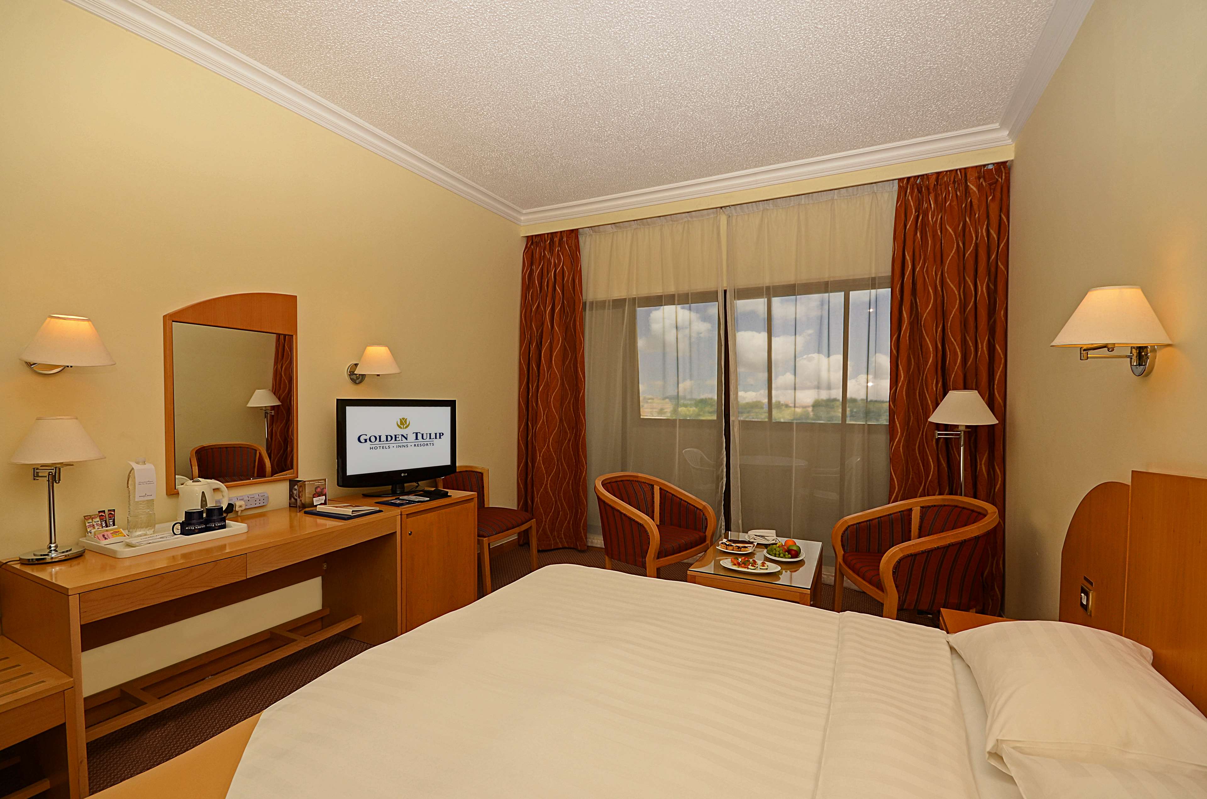 Golden Tulip Seeb Hotel
