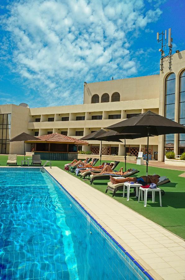 Golden Tulip Seeb Hotel