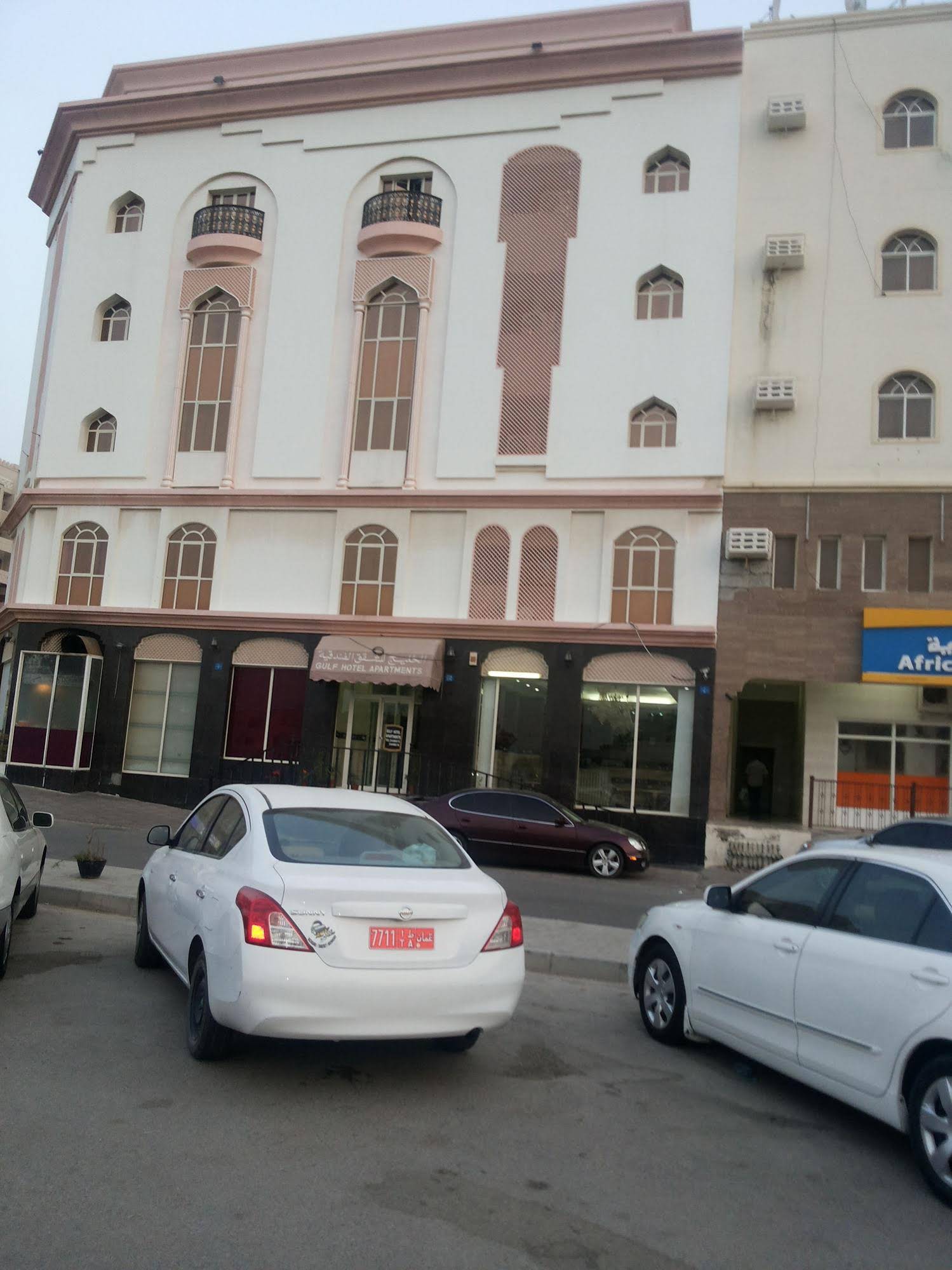 Gulf Hotel Apartment