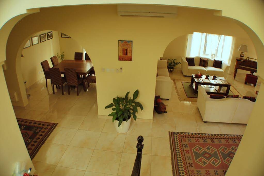 La Dolce Villa