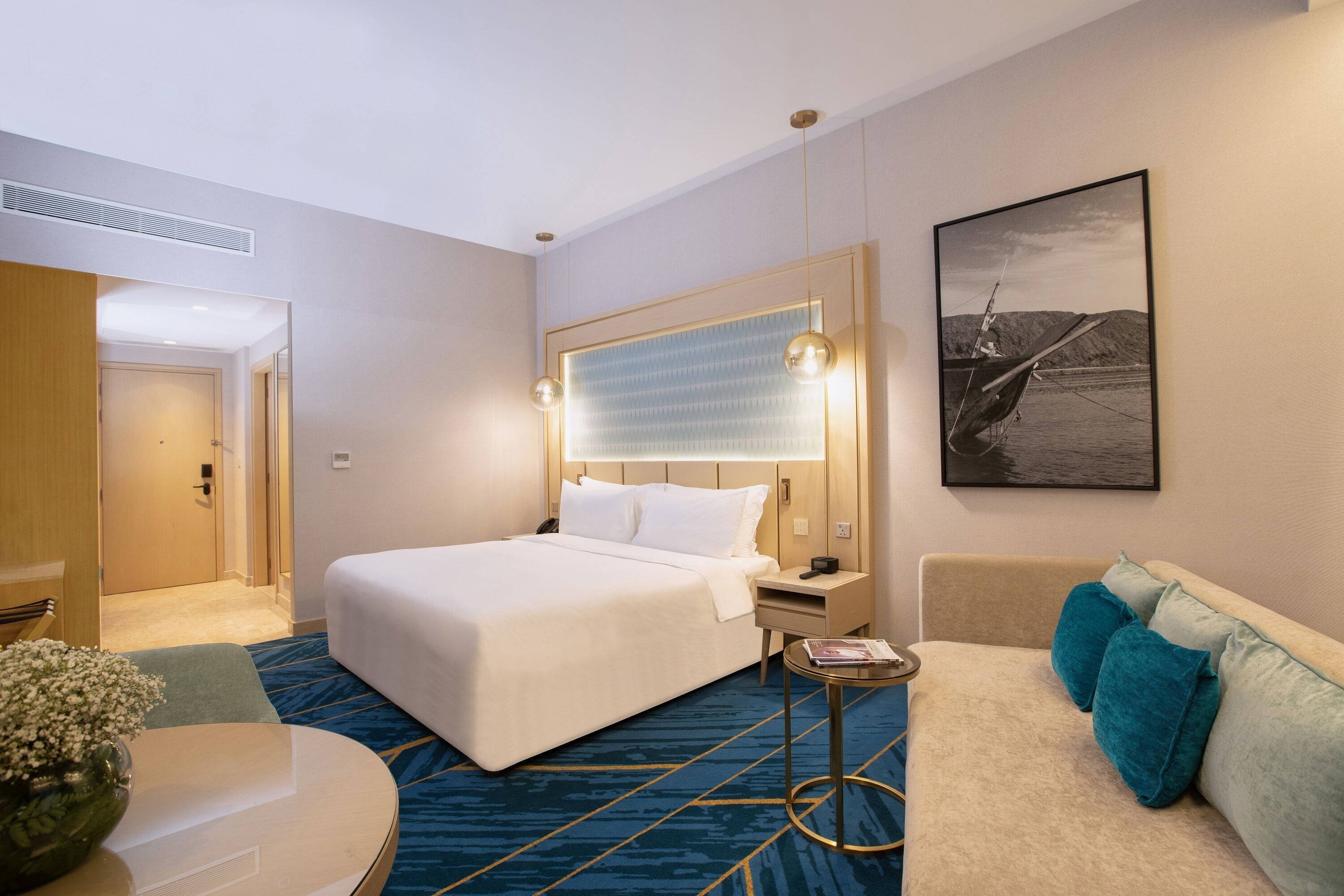 Maani Muscat Hotel & Suites