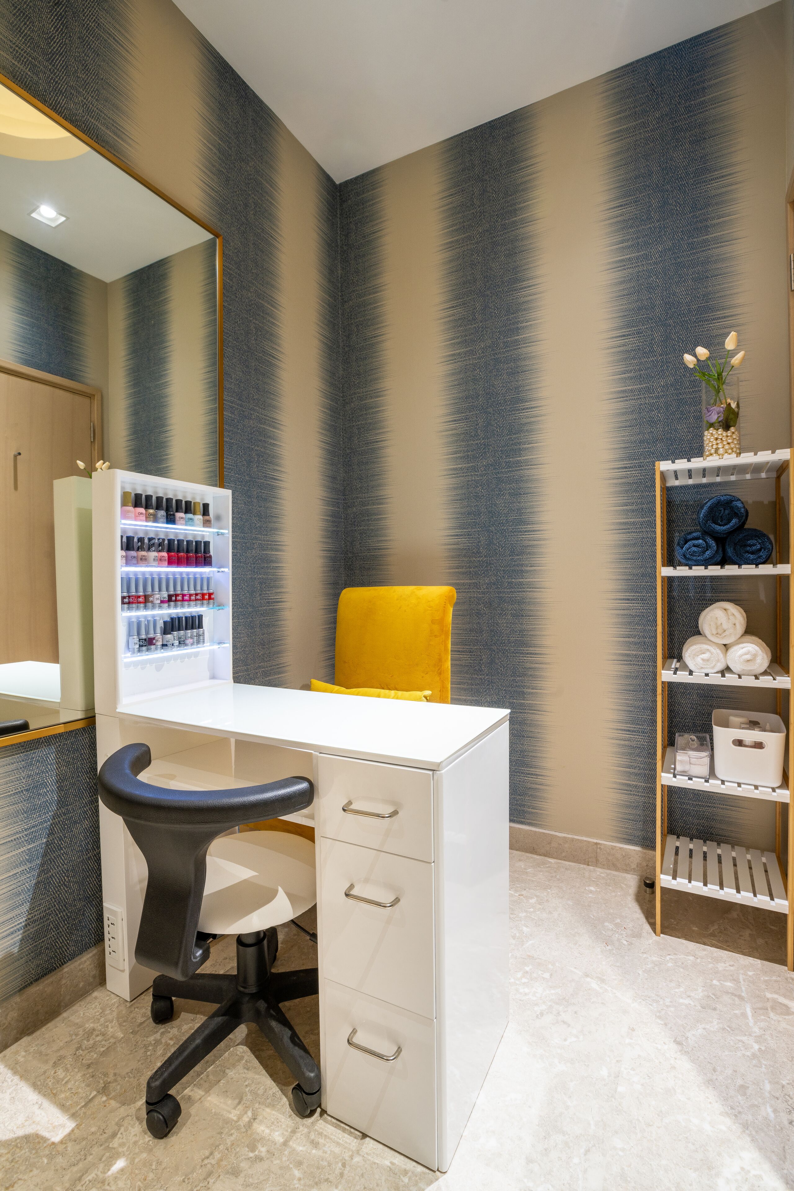 Maani Muscat Hotel & Suites