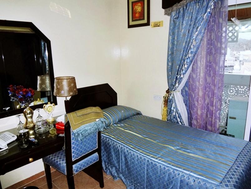 OYO 137 Marina Hotel