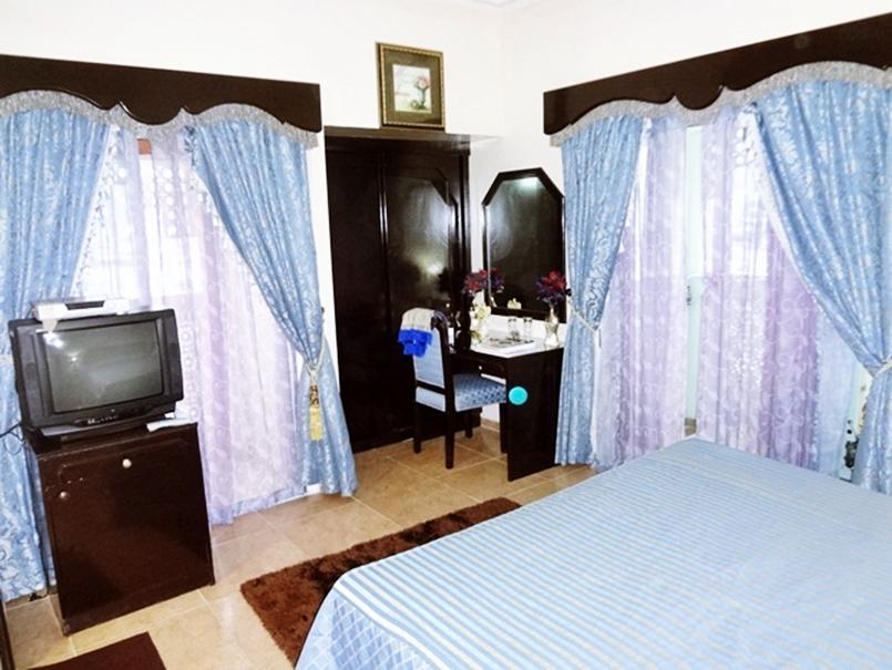 OYO 137 Marina Hotel
