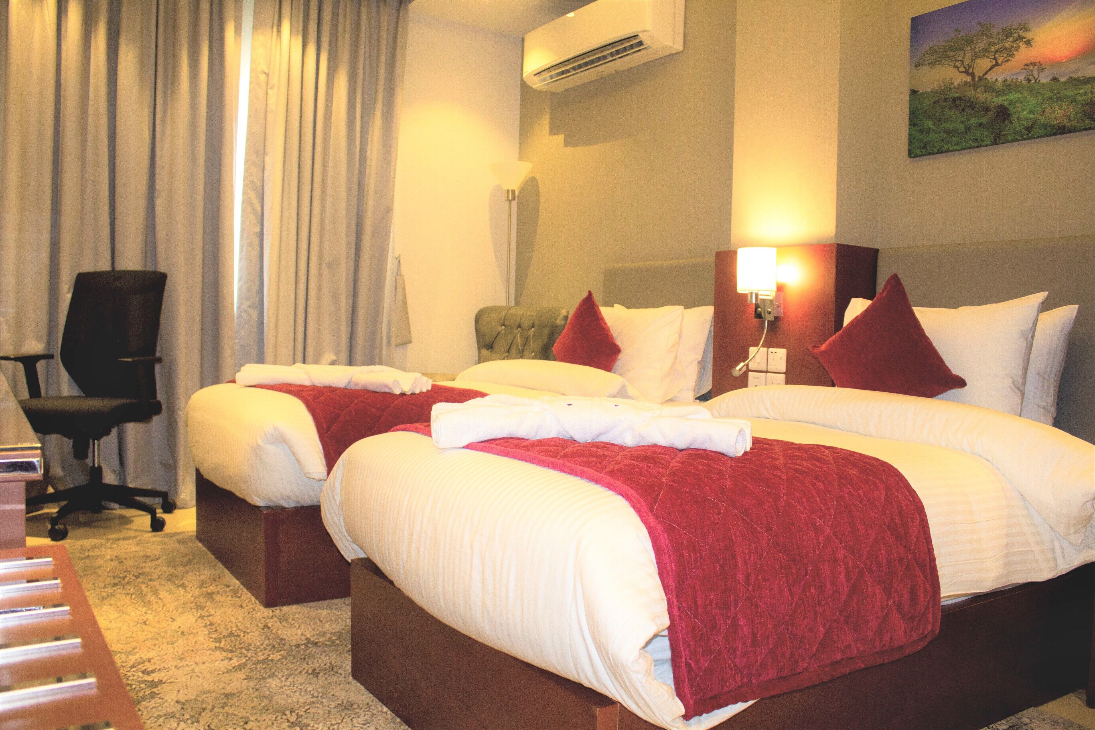 Muscat Express Hotel