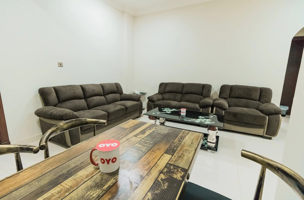 OYO 106 Muscat Grand Hotel Apartment