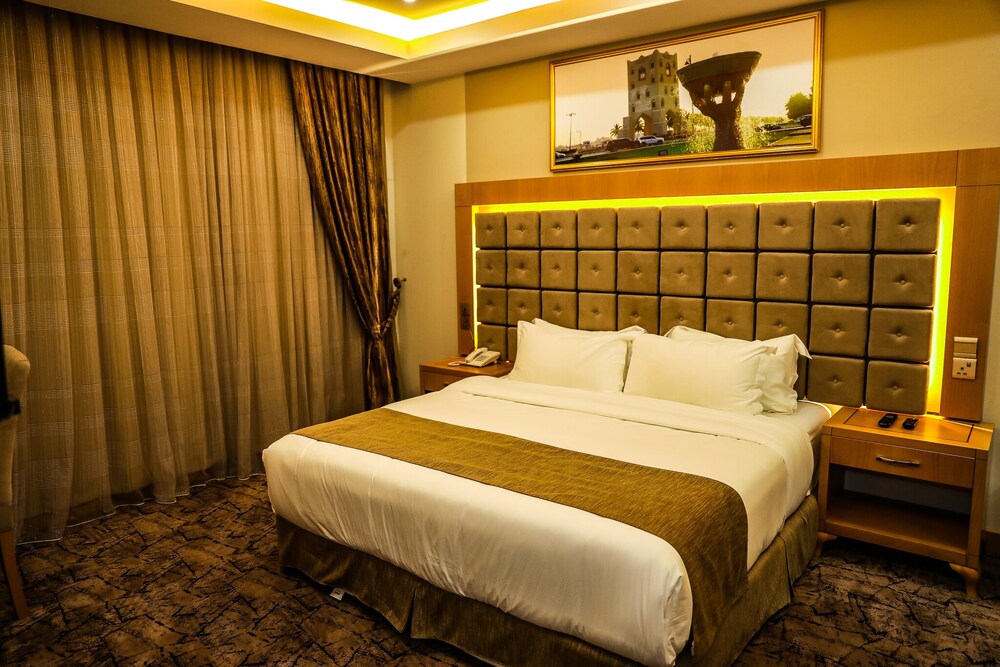 Muscat Plaza Hotel
