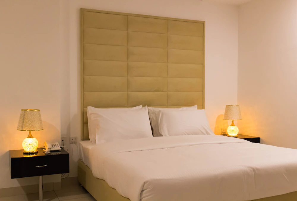 Parkside Plaza Hotel – Muscat