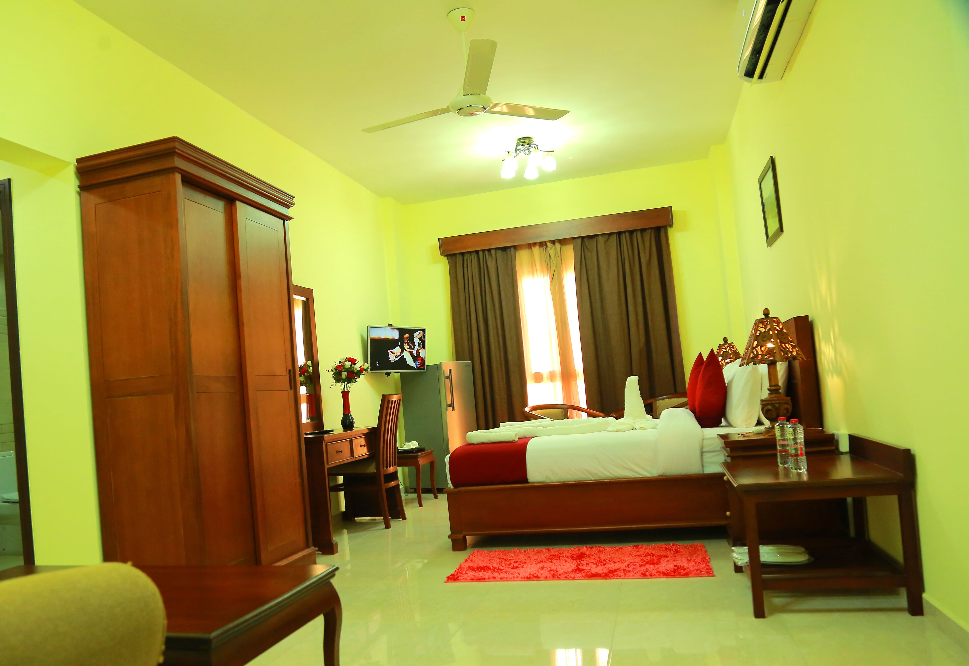 Royal Hotel