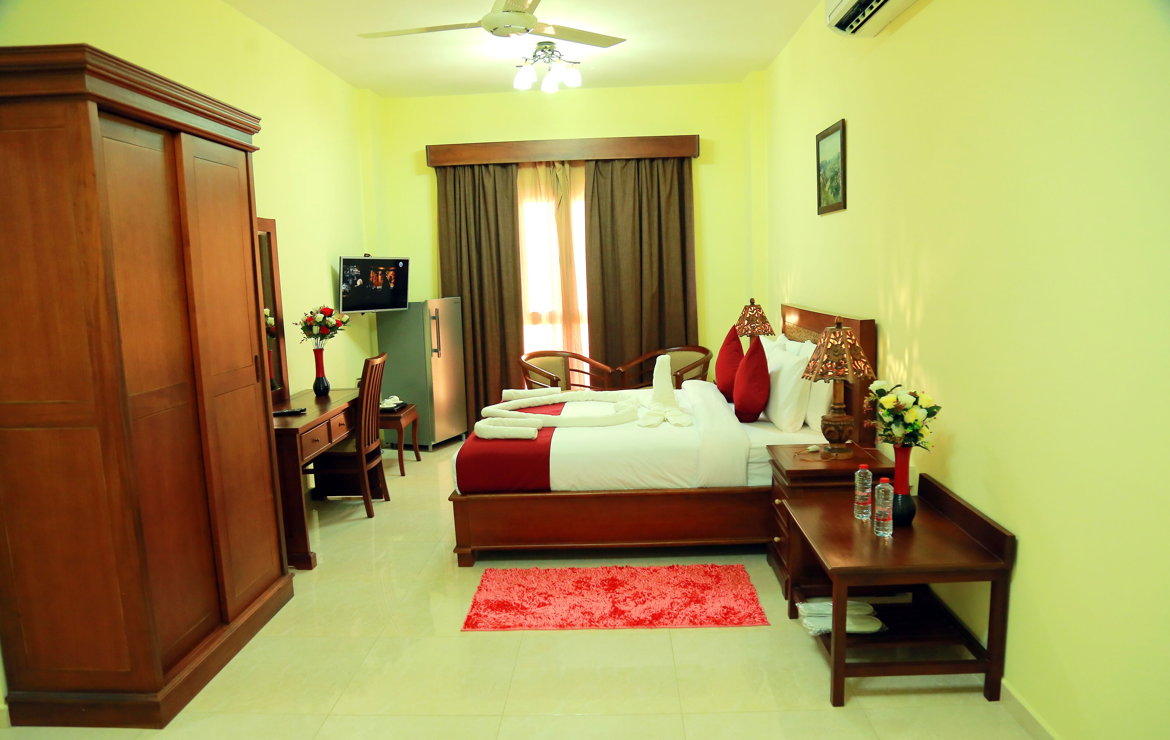 Royal Hotel